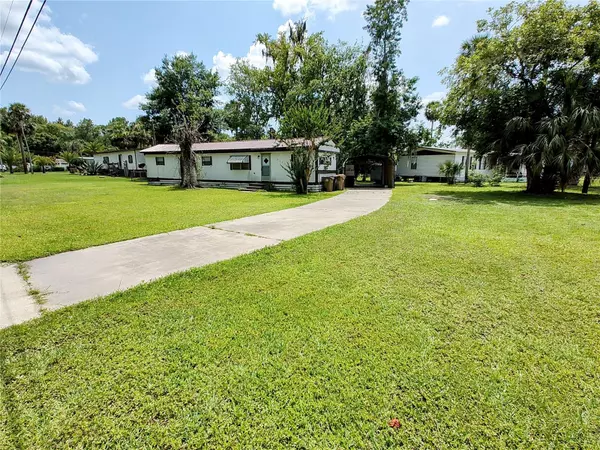 Astor, FL 32102,55707 JAMIE DR