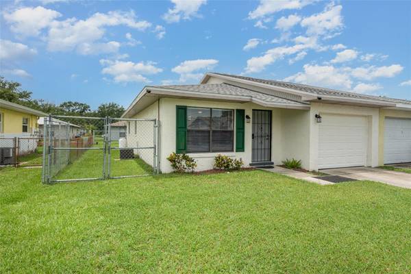 20 E TOWNE PL, Titusville, FL 32796