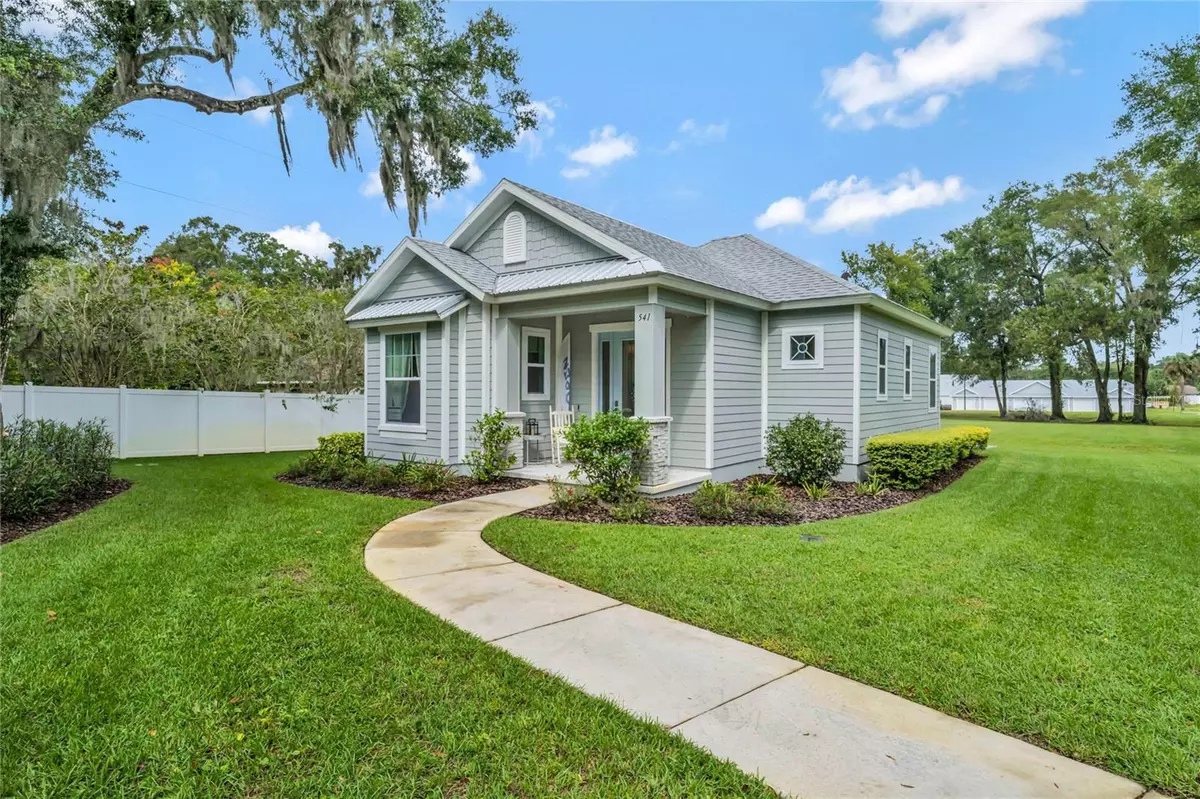 Deland, FL 32724,904 AZALEA WALK CIR