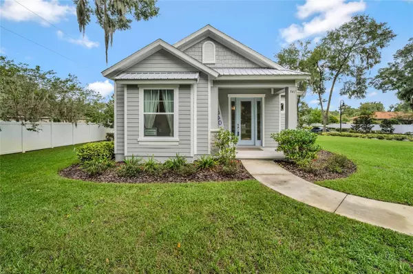 Deland, FL 32724,904 AZALEA WALK CIR