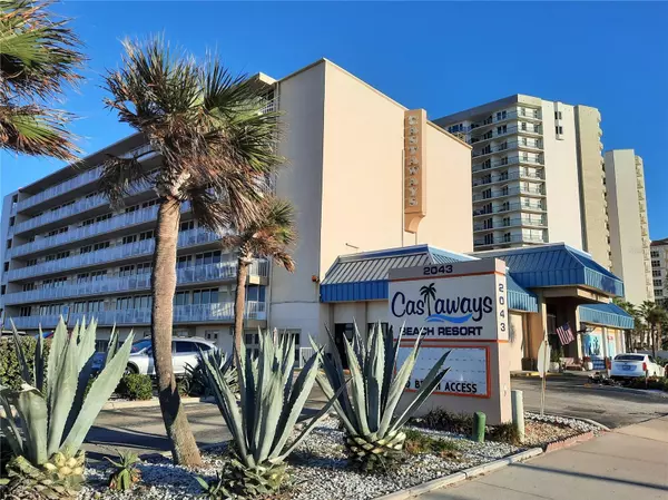 Daytona Beach Shores, FL 32118,2043 S ATLANTIC AVE #215