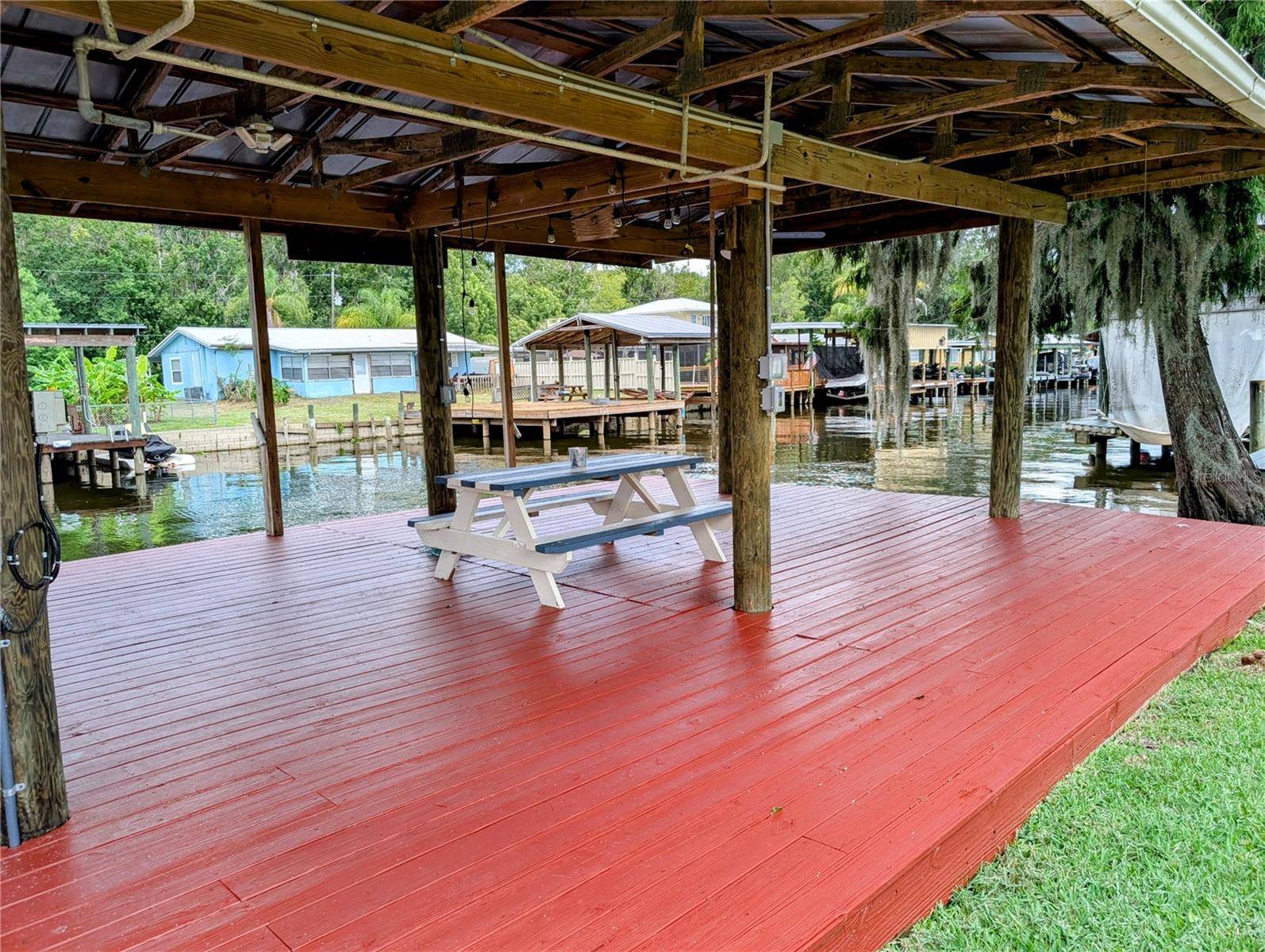 Astor, FL 32102,1628 PARADISE LN