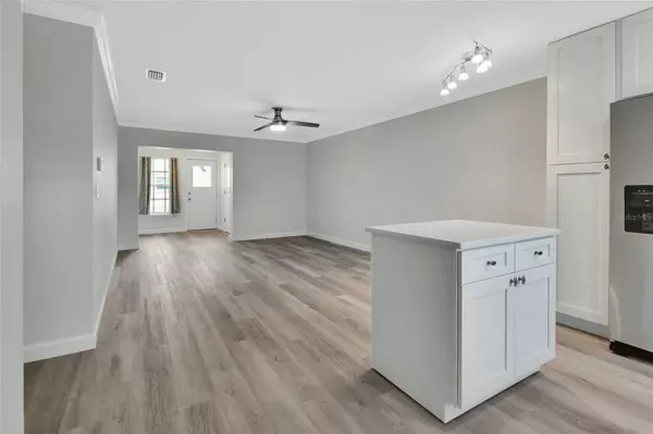 Deland, FL 32724,217 N HILL AVE #20