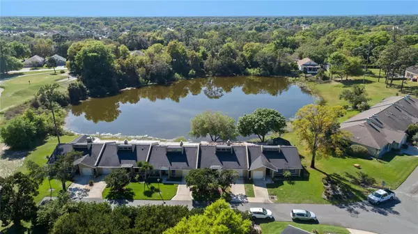 32 FAIRWAY DR,  Debary,  FL 32713