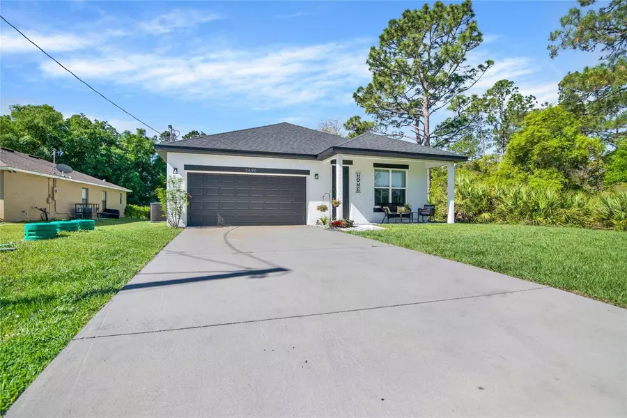 2690 PARK LAKE DR, Deland, FL 32724