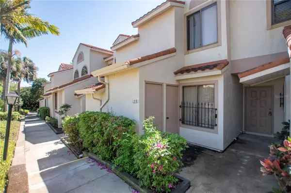 1231 COUNTRY CLUB DR #1414, Titusville, FL 32780