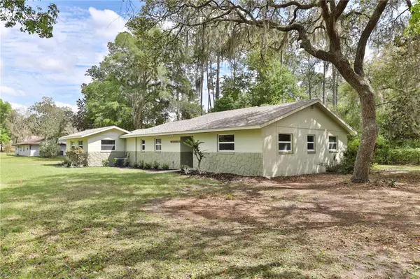 Deland, FL 32724,1616 LAKE VIEW CT