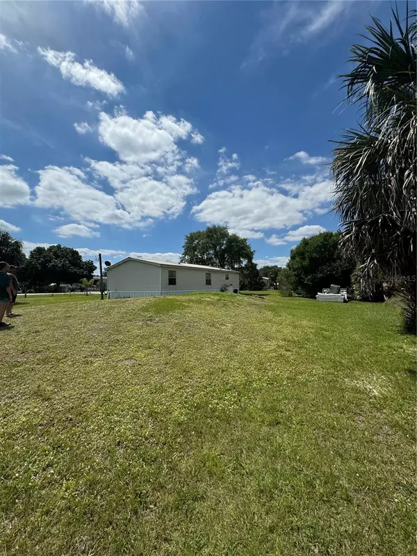 Moore Haven, FL 33471,1673 DUBLIN CIR