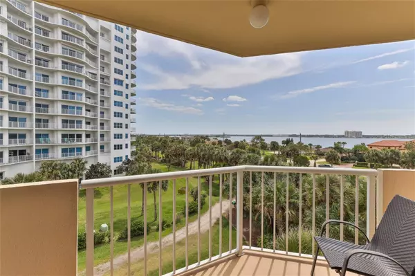 Daytona Beach Shores, FL 32118,3 OCEANS WEST BLVD #5C4