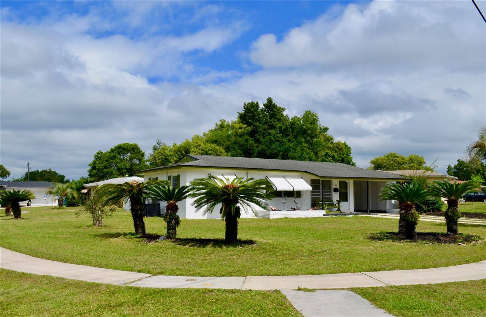 1232 E LOMBARDY DR,  Deltona,  FL 32725