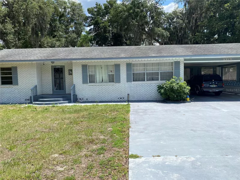 2202 LAKE RUBY RD, Deland, FL 32724