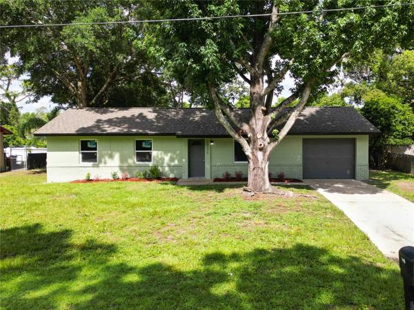 1931 PECAN DR,  Orange City,  FL 32763