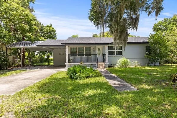 303 WOODMONT RD, Deland, FL 32724