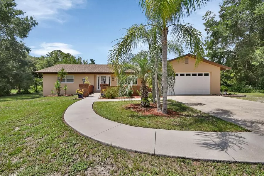 3 VALENCIA CIR, Debary, FL 32713