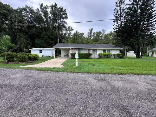 1871 RIVEREDGE DR, Astor, FL 32102