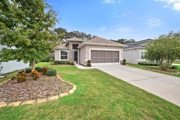 8224 BRIDGEPORT BAY CIR, Mount Dora, FL 32757