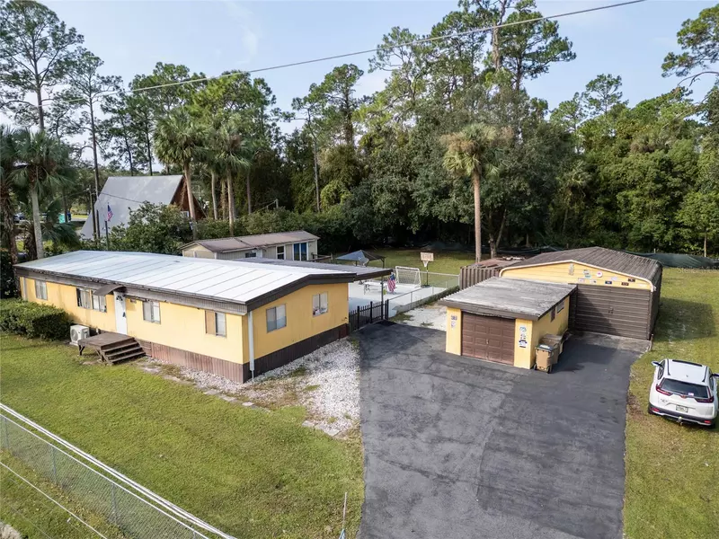 55441 6TH ST, Astor, FL 32102
