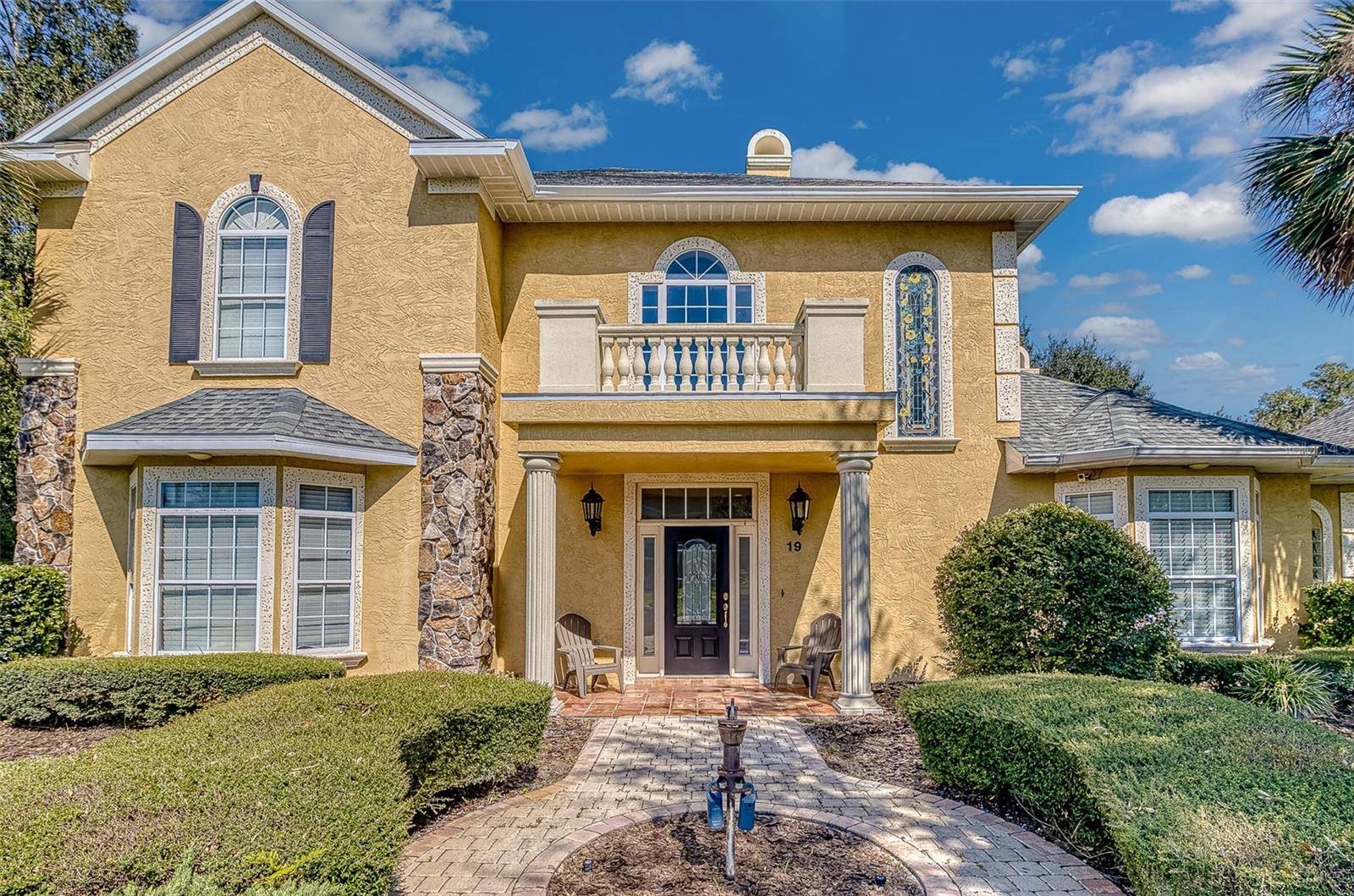 19 LAKEBLUFF DR, Ormond Beach, FL 32174