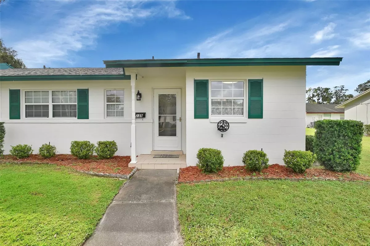 Deland, FL 32724,239 N HILL AVE #110