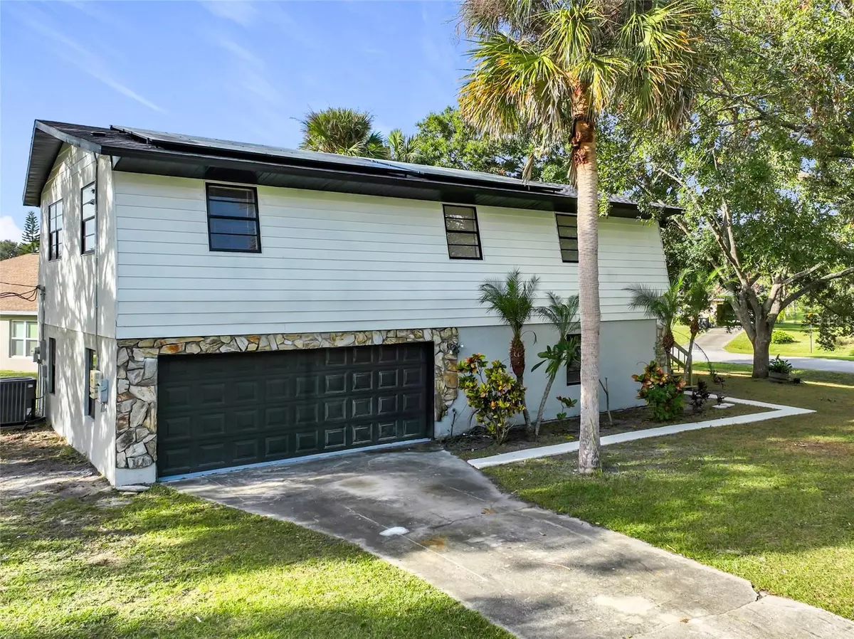 Palm Bay, FL 32907,566 EVERGREEN ST NE