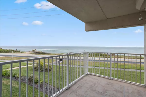 Ormond Beach, FL 32176,2294 OCEAN SHORE BLVD #201