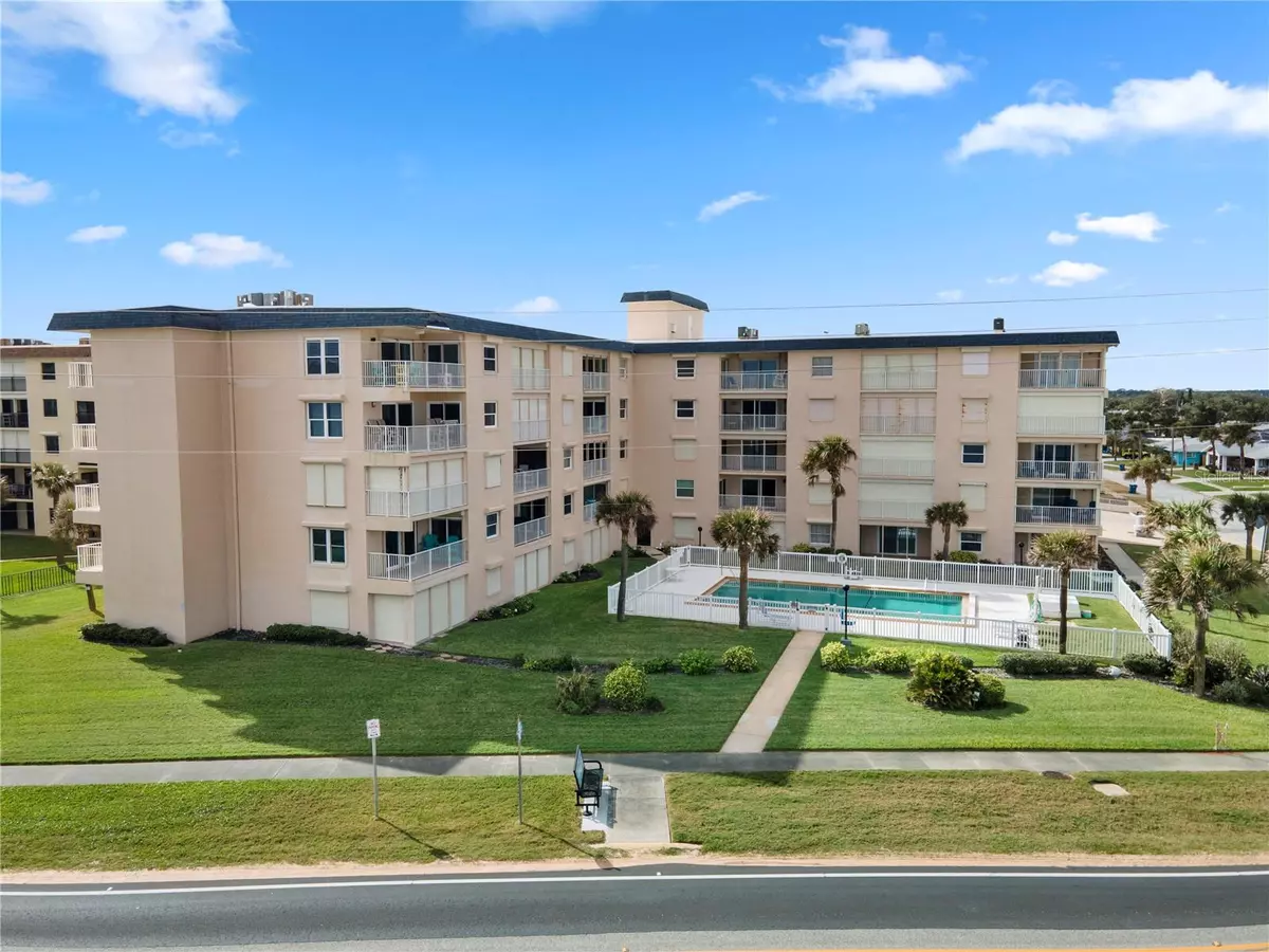 Ormond Beach, FL 32176,2294 OCEAN SHORE BLVD #201