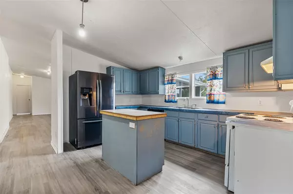 Satsuma, FL 32189,111 RALEIGH AVE