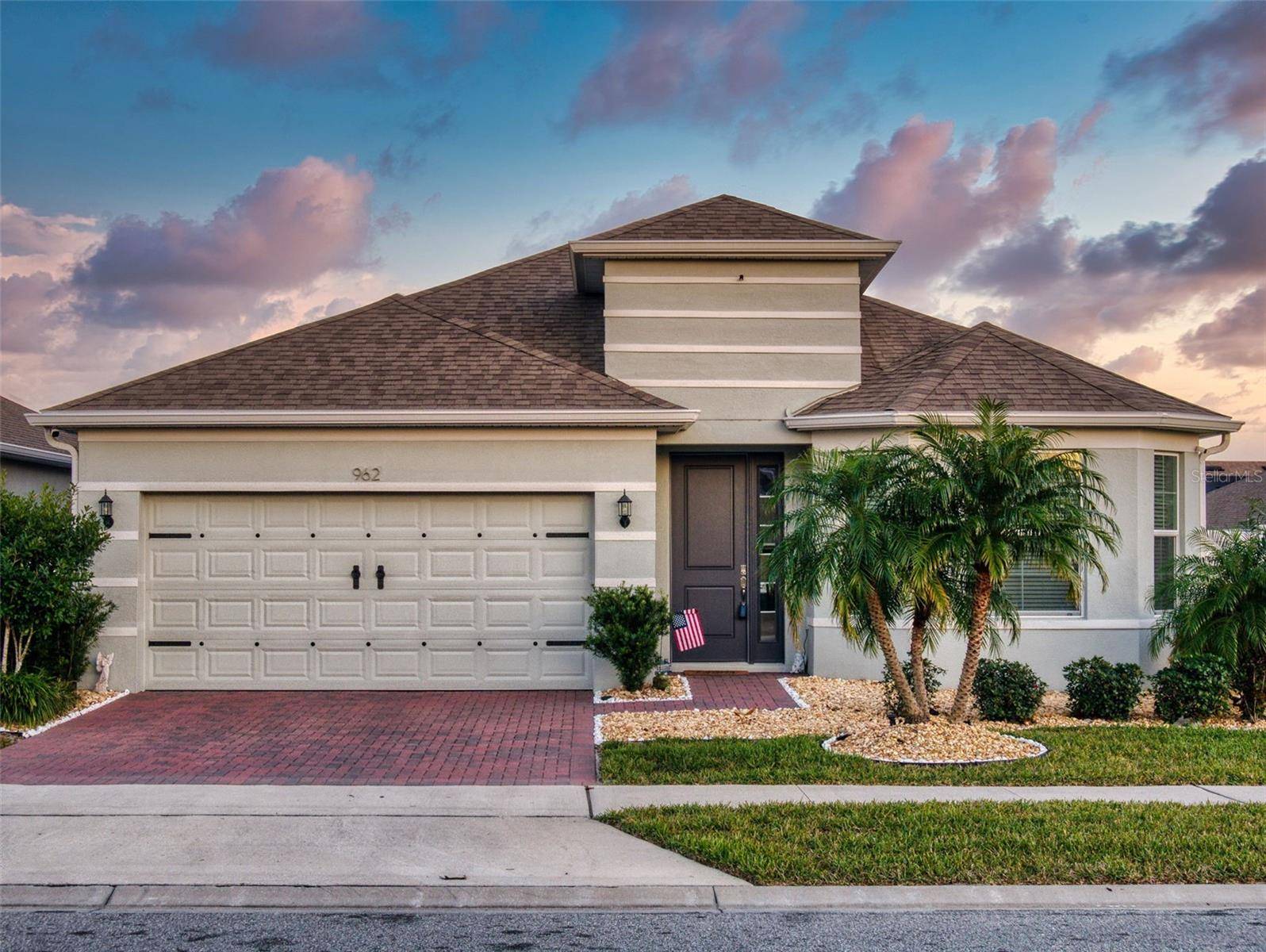 Orange City, FL 32763,962 COMPASS LANDING DR