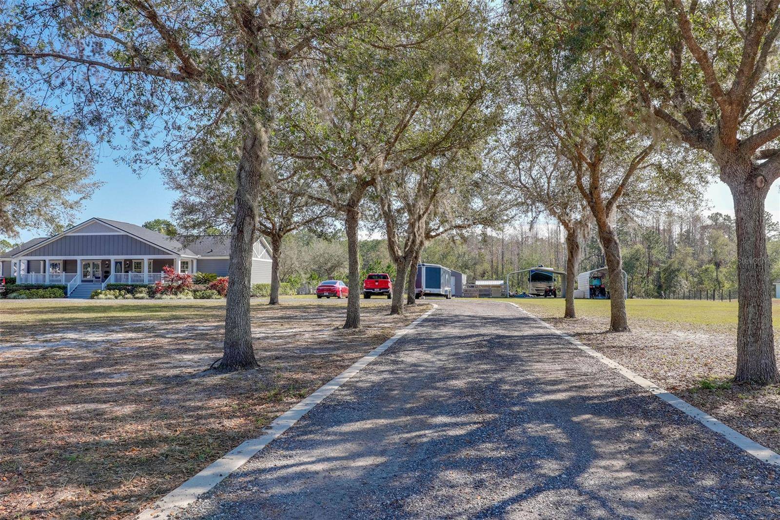 5306 EMPIRE CHURCH RD, Groveland, FL 34736