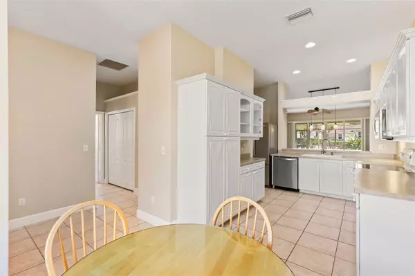 Ormond Beach, FL 32174,1422 CARLOW CIR