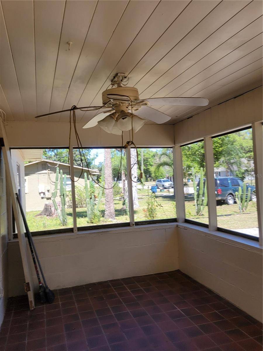 Deland, FL 32724,318 S MASSACHUSETTS AVE