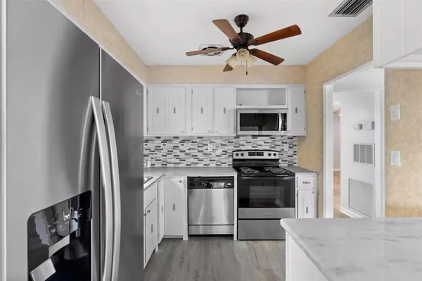 Eustis, FL 32726,3005 GARDEN RD