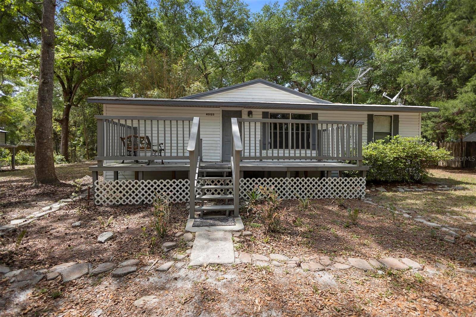 43125 E 2ND ST, Paisley, FL 32767