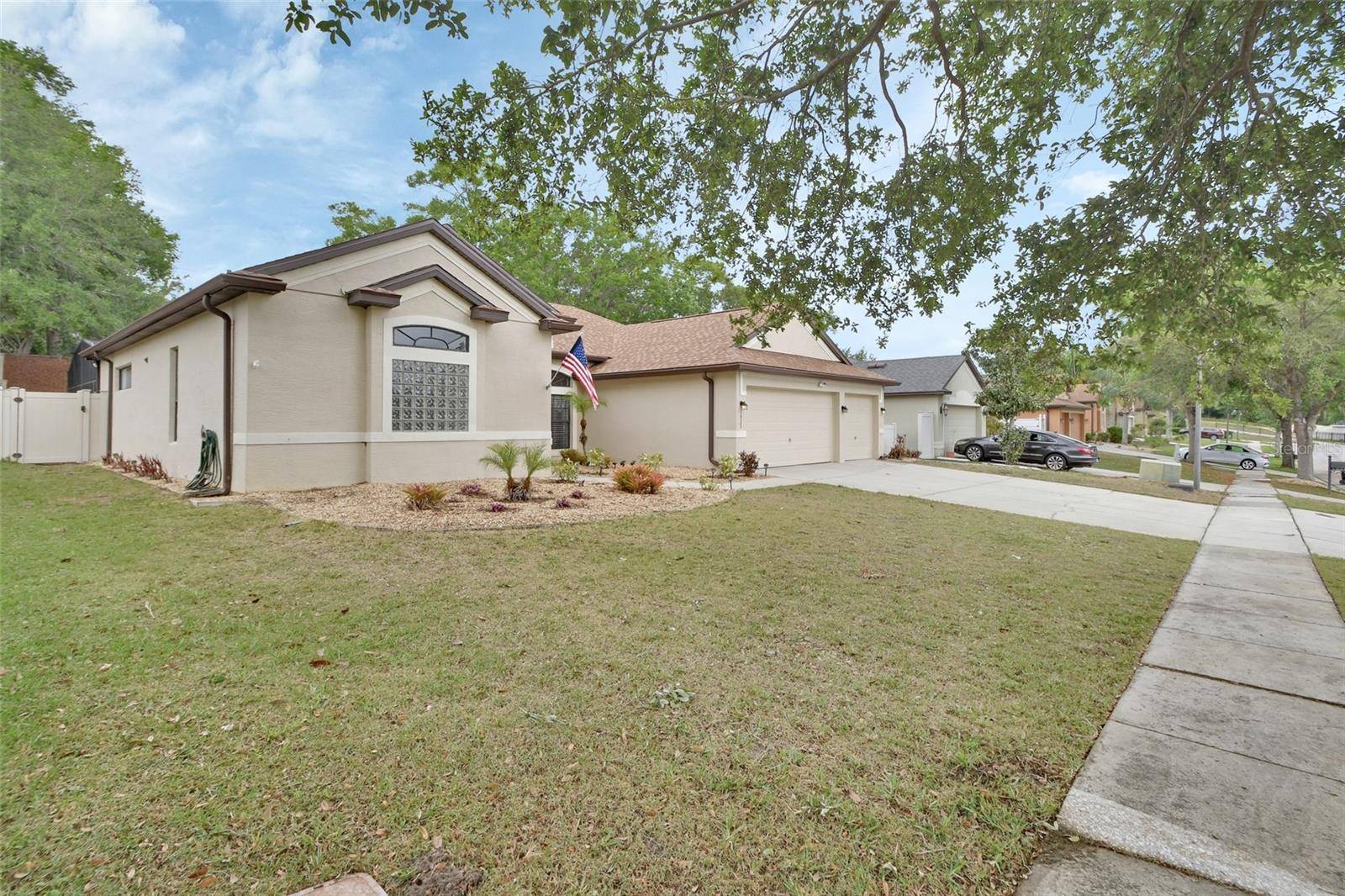 Orange City, FL 32763,1933 OAK ESTATES DR