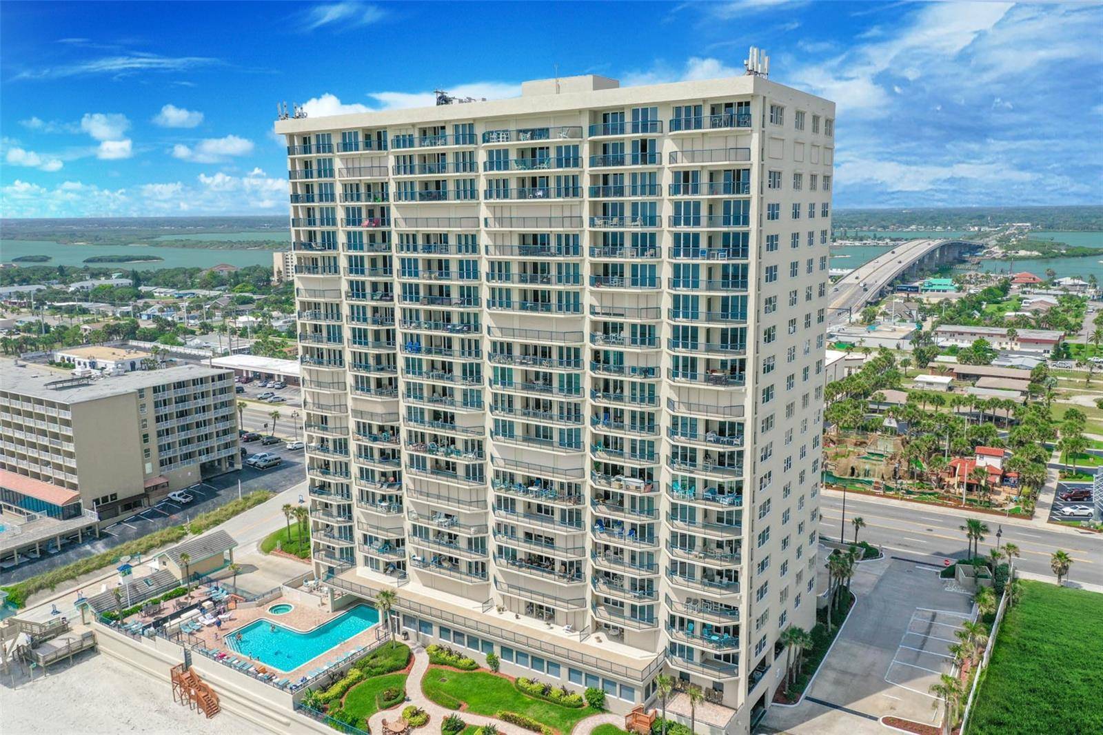 Daytona Beach Shores, FL 32118,3425 S ATLANTIC AVE #1206