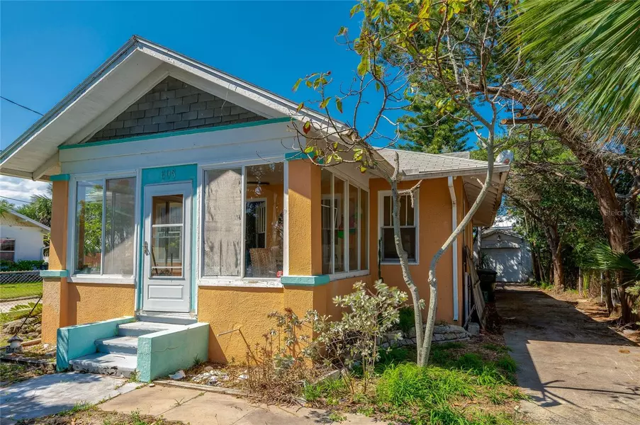 605 GOODALL AVE, Daytona Beach, FL 32118