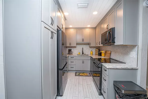 New Smyrna Beach, FL 32169,3800 SAXON DR #150