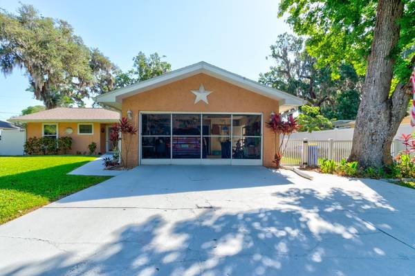 2213 NEEDLE PALM DR, Edgewater, FL 32141