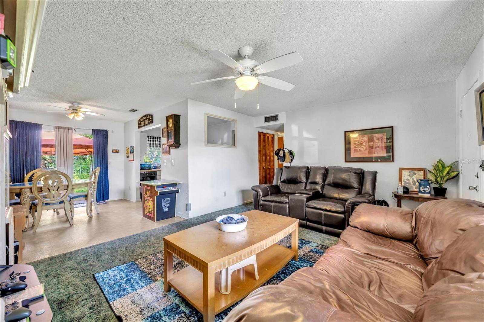 Edgewater, FL 32141,2816 TRAVELERS PALM DR