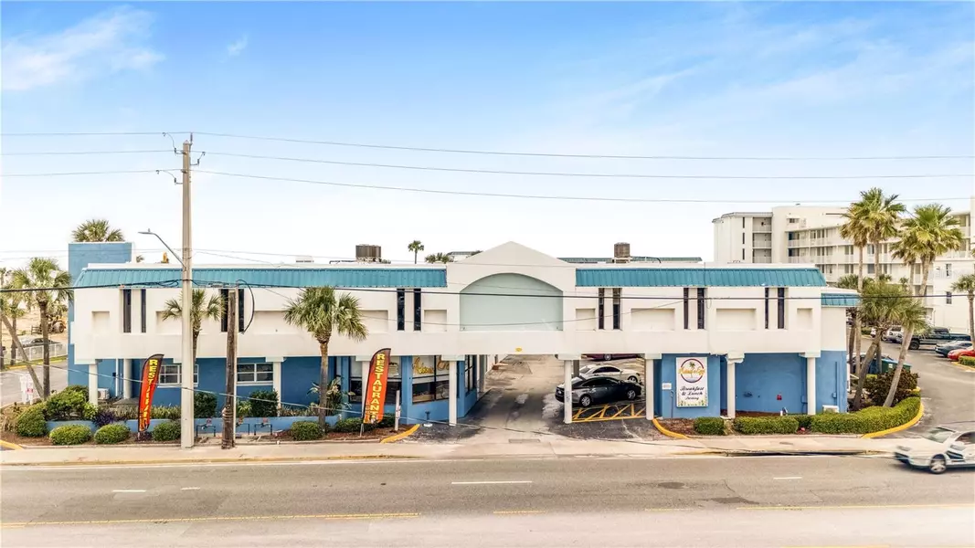 935 S ATLANTIC AVE, Daytona Beach, FL 32118