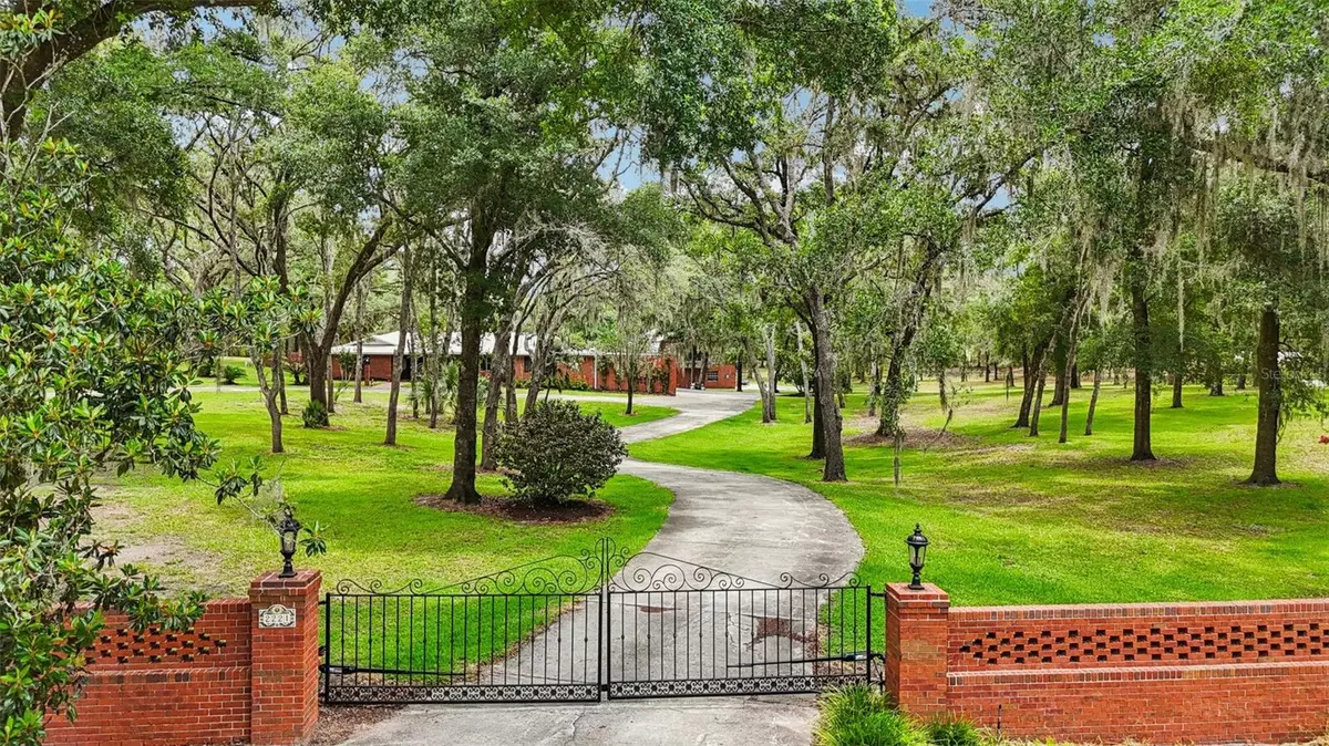Deland, FL 32720,2221 OAK HILL DR