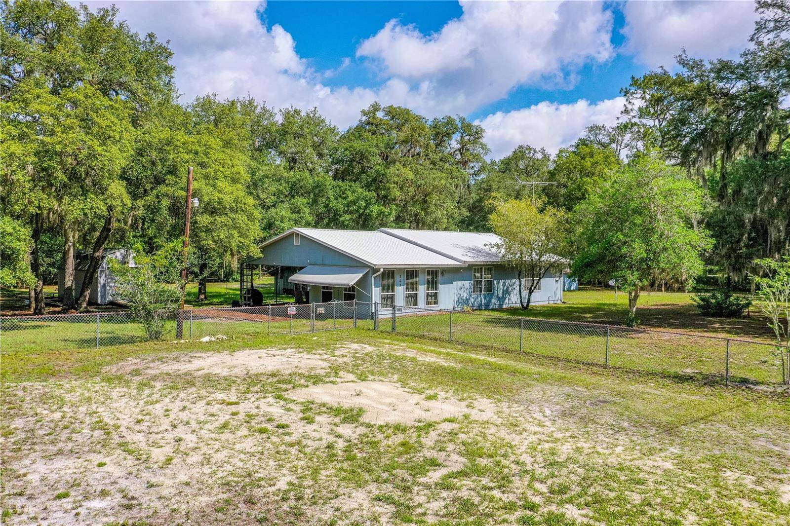 Pomona Park, FL 32181,343 LAKE COMO DR