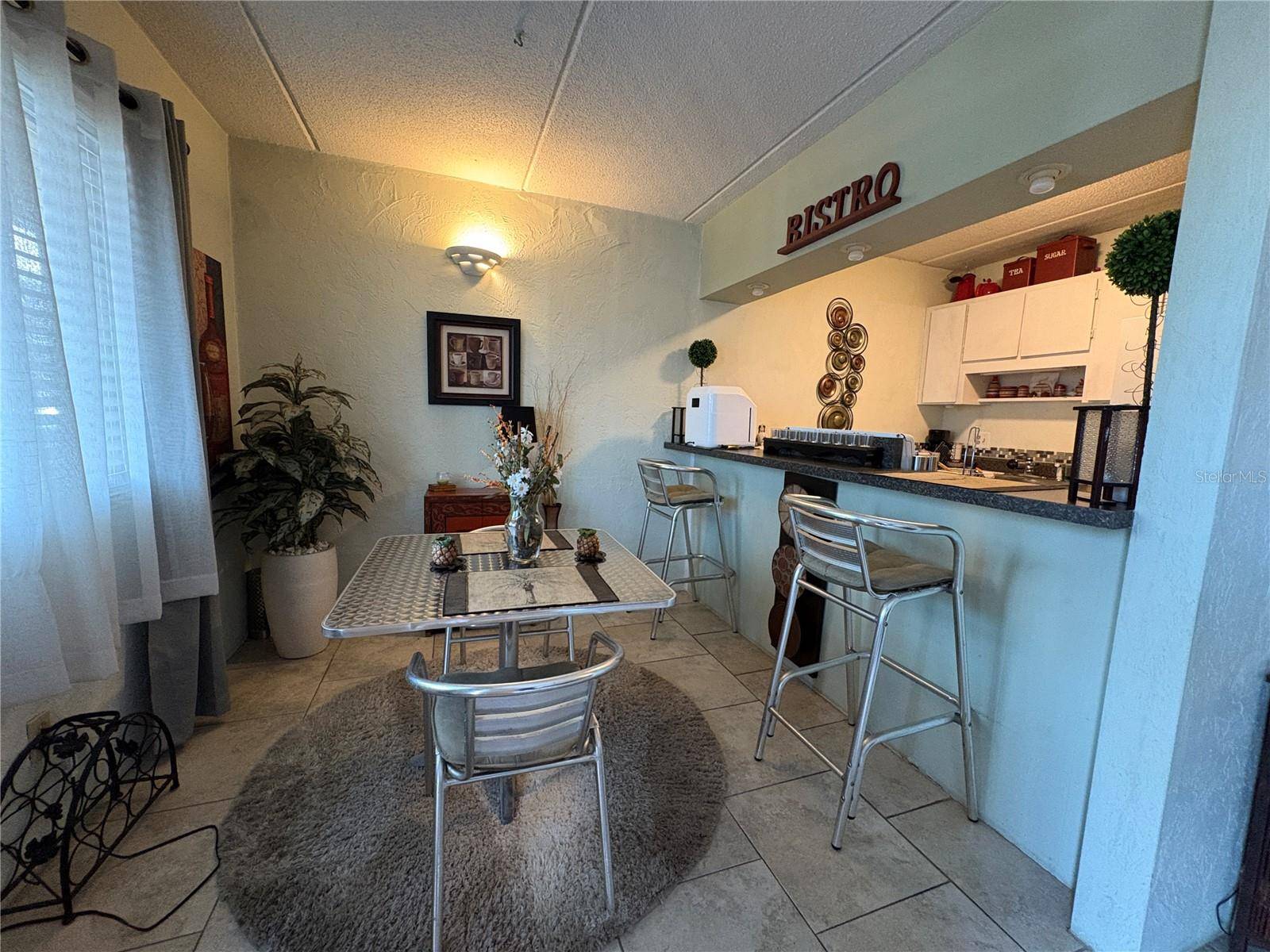 Daytona Beach, FL 32118,411 N HALIFAX AVE #208