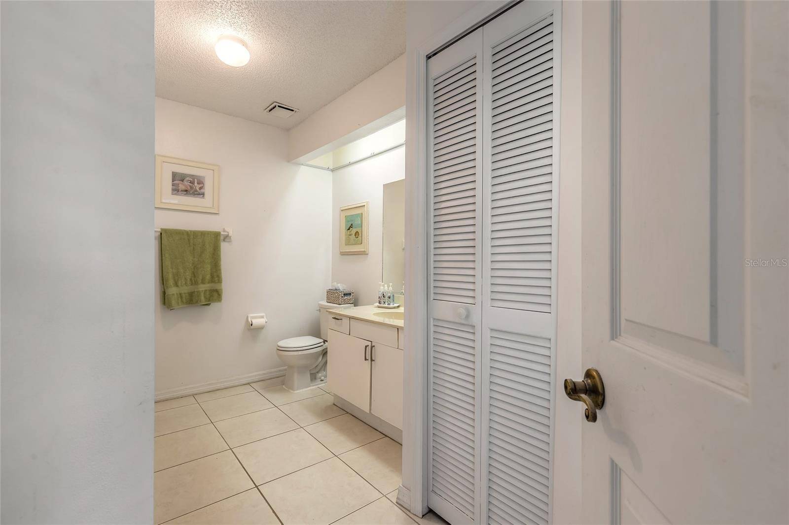 Port Orange, FL 32127,961 S LAKEWOOD TER #C