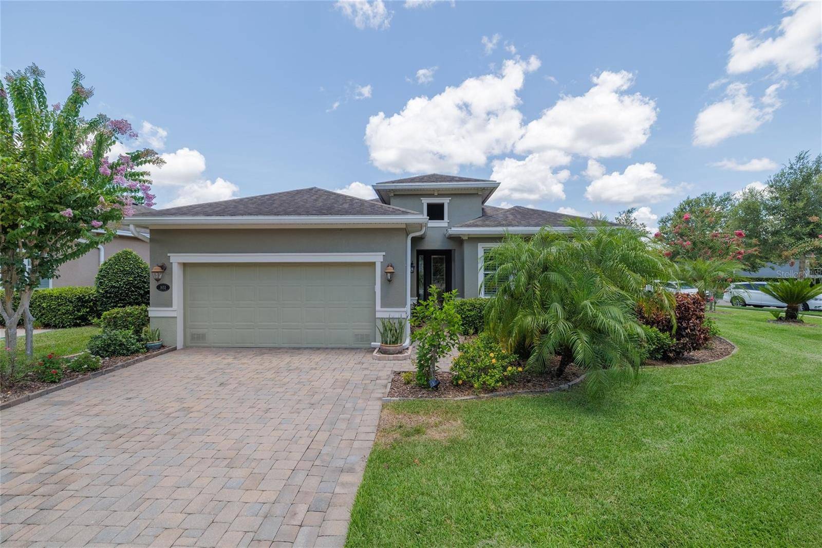 1653 VICTORIA GARDENS DR, Deland, FL 32724