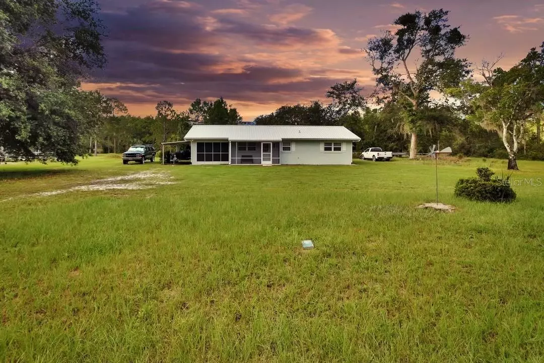 Astor, FL 32102,22040 BLUE CREEK LODGE RD