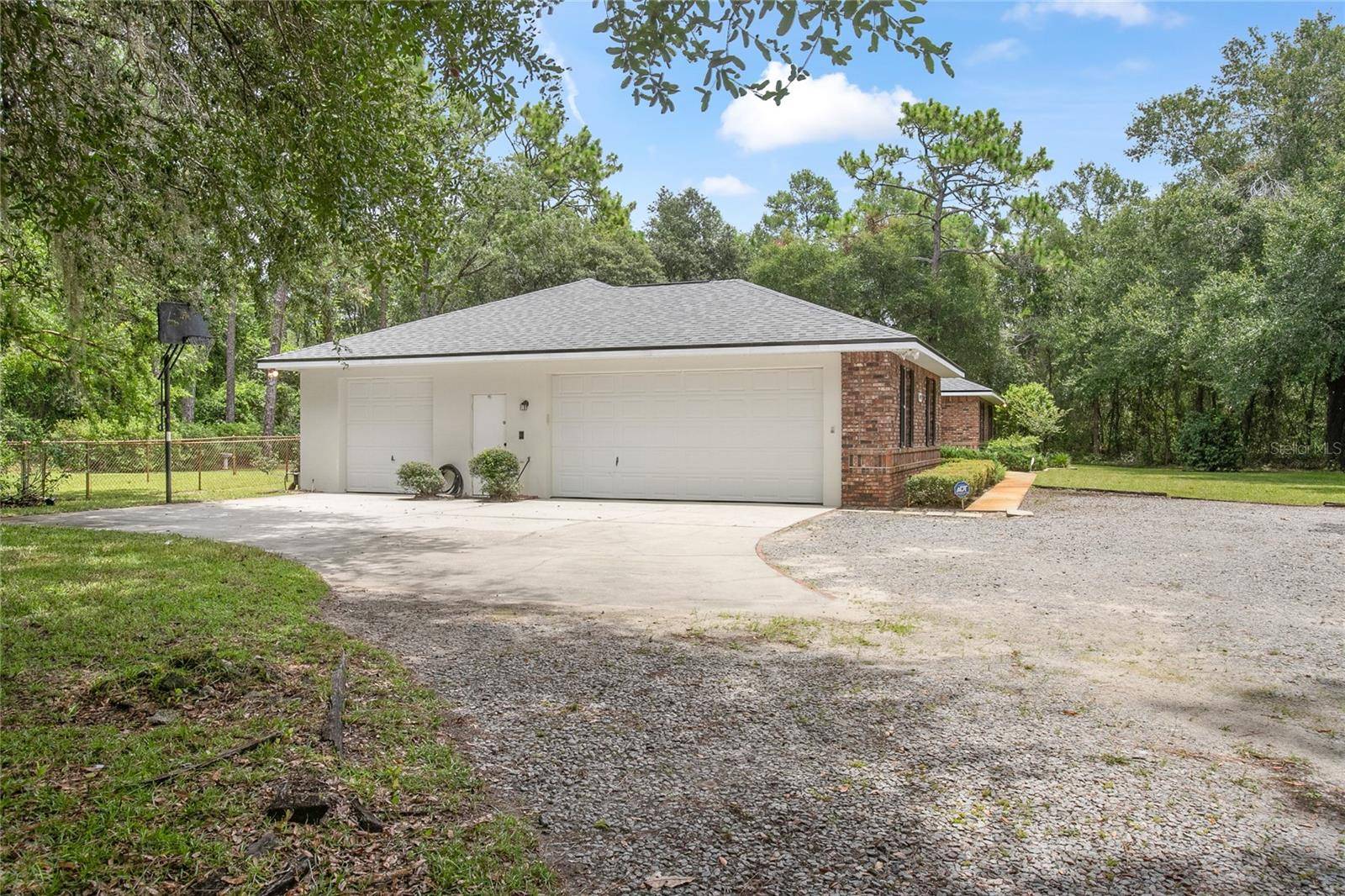 De Leon Springs, FL 32130,4525 S TOMOKA DR