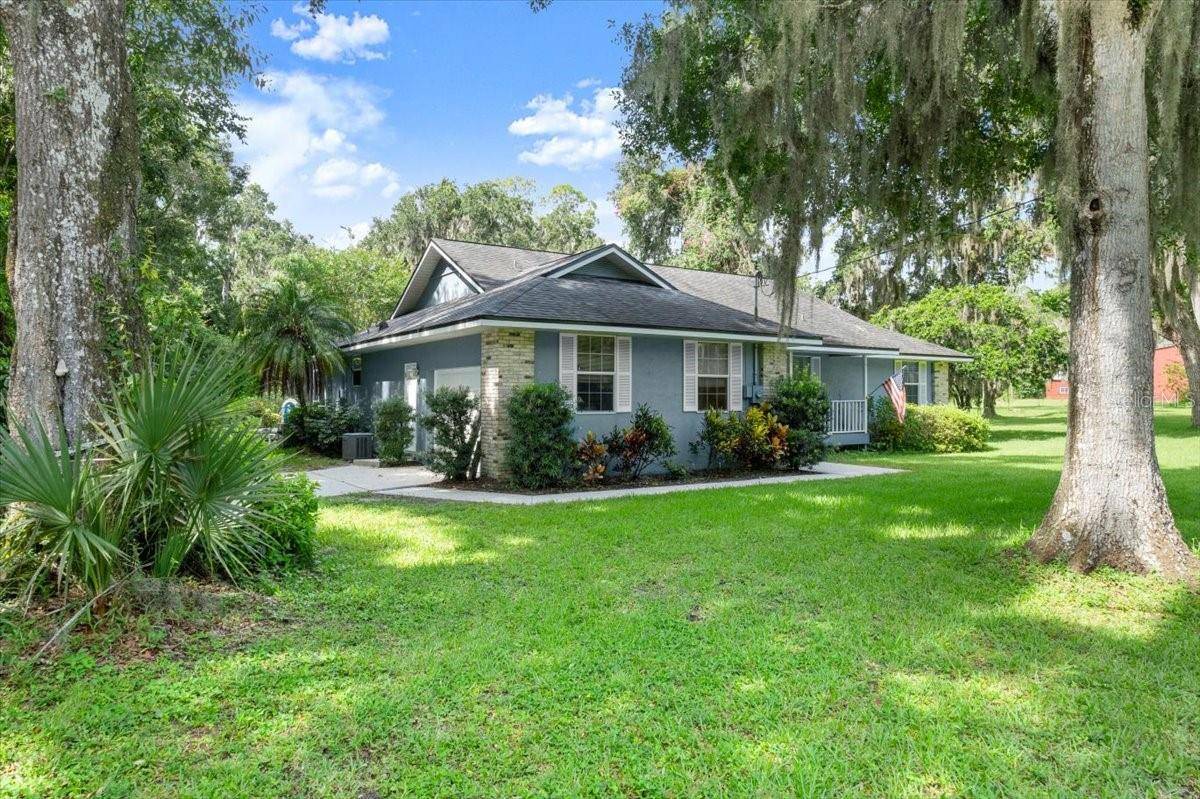 New Smyrna Beach, FL 32168,2260 PIONEER TRL