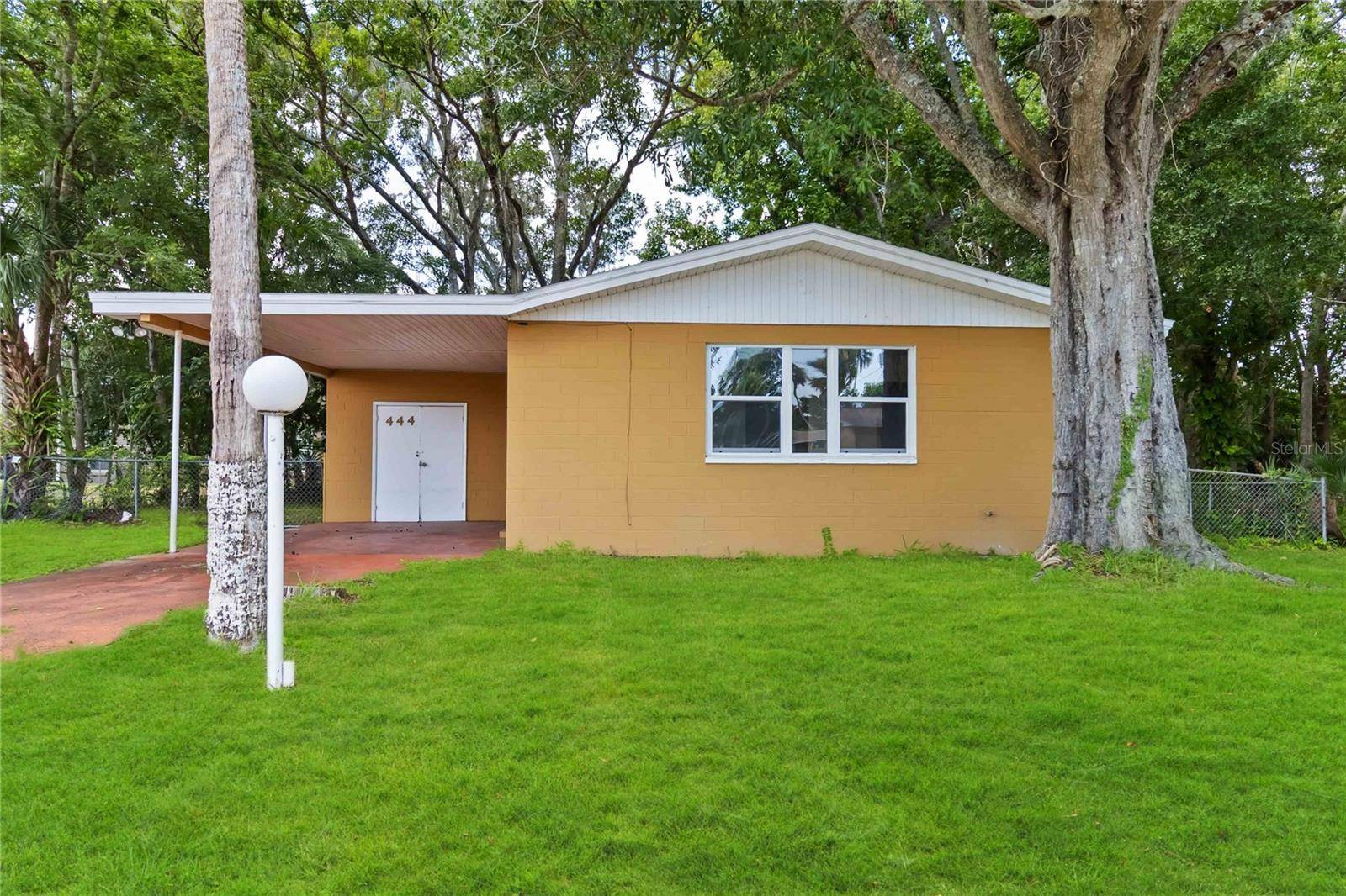 444 S CAROLINE ST, Daytona Beach, FL 32114