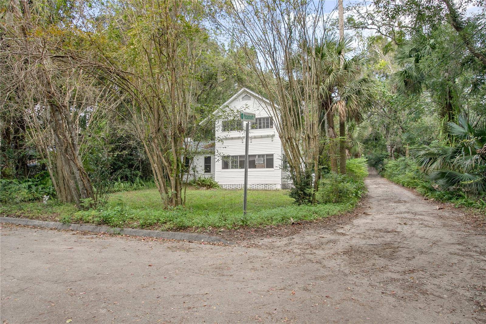Lake Helen, FL 32744,210 COLBY LN